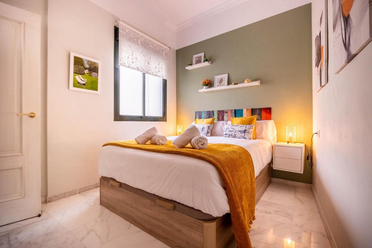 Slava Luxury Suite Севилья Экстерьер фото