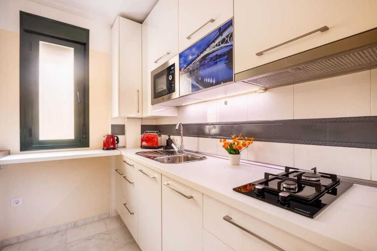 Slava Luxury Suite Севилья Экстерьер фото